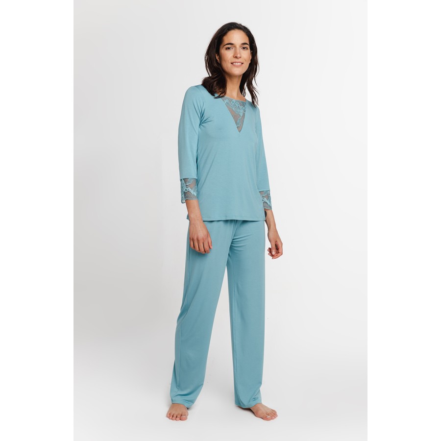 Pijama set mujer color rosa micromodal vista frontal